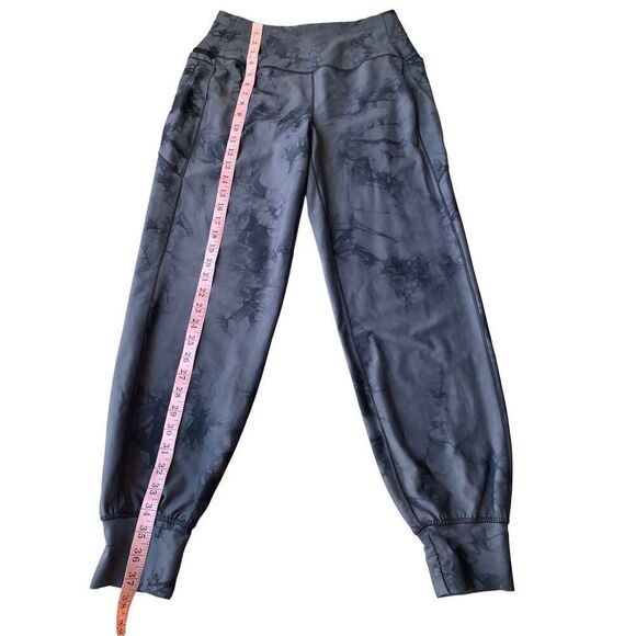 Calia By Carrie Underwood Core Energize Jogger Pants Pure Black/Charcoal Tie Dye - Picture 13 of 13